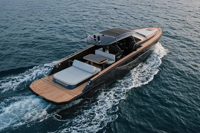 Forza 37 — Sardinia Yacht Hire, Cerdeña