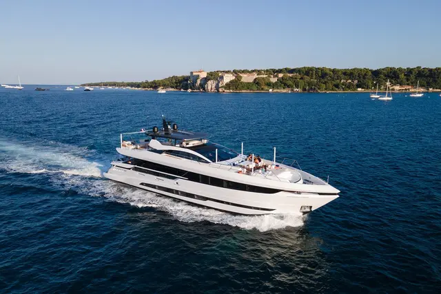Mangusta 33 — Sardinia Yacht Hire, Cerdeña
