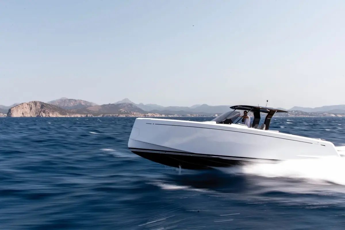 Pardo 38 — Sardinia Yacht Hire, Sardinia. Sporty day cruising for small groups off Porto Cervo