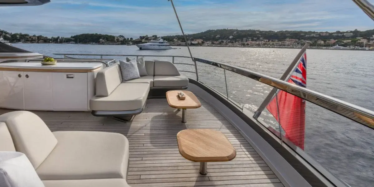Princess Y80, salon — Sardinia Yacht Hire, Sardinia. Five cabins and calm coastal range for longer trips