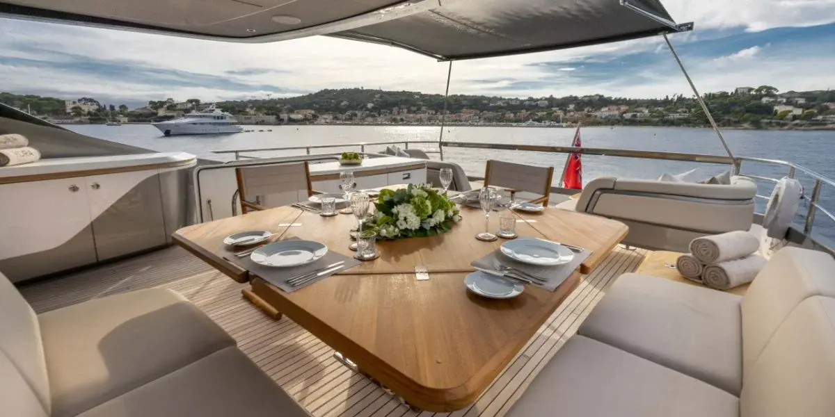 Princess Y80, master cabin — Sardinia Yacht Hire, Sardinia. Five cabins and calm coastal range for longer trips