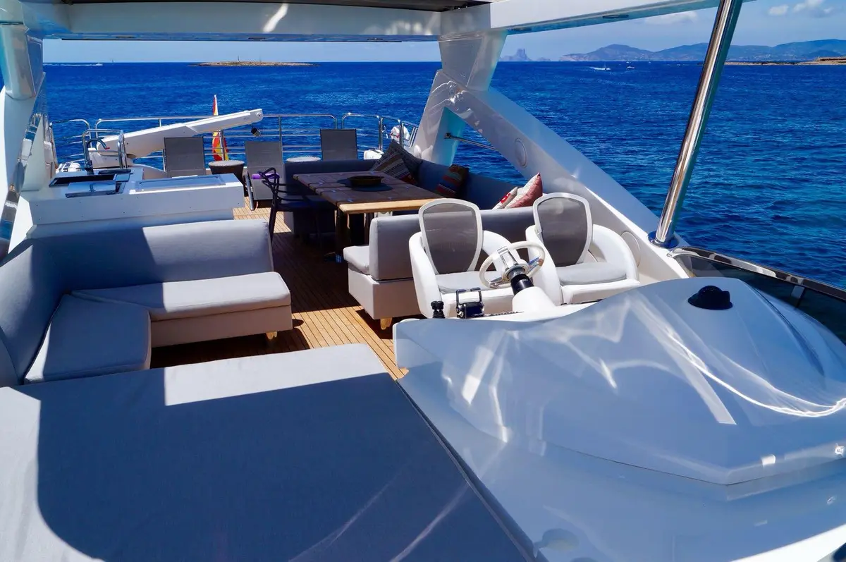 Sunseeker 88, aft deck — Sardinia Yacht Hire, Sardinia. Twenty-seven metres built for multi-day coastal running