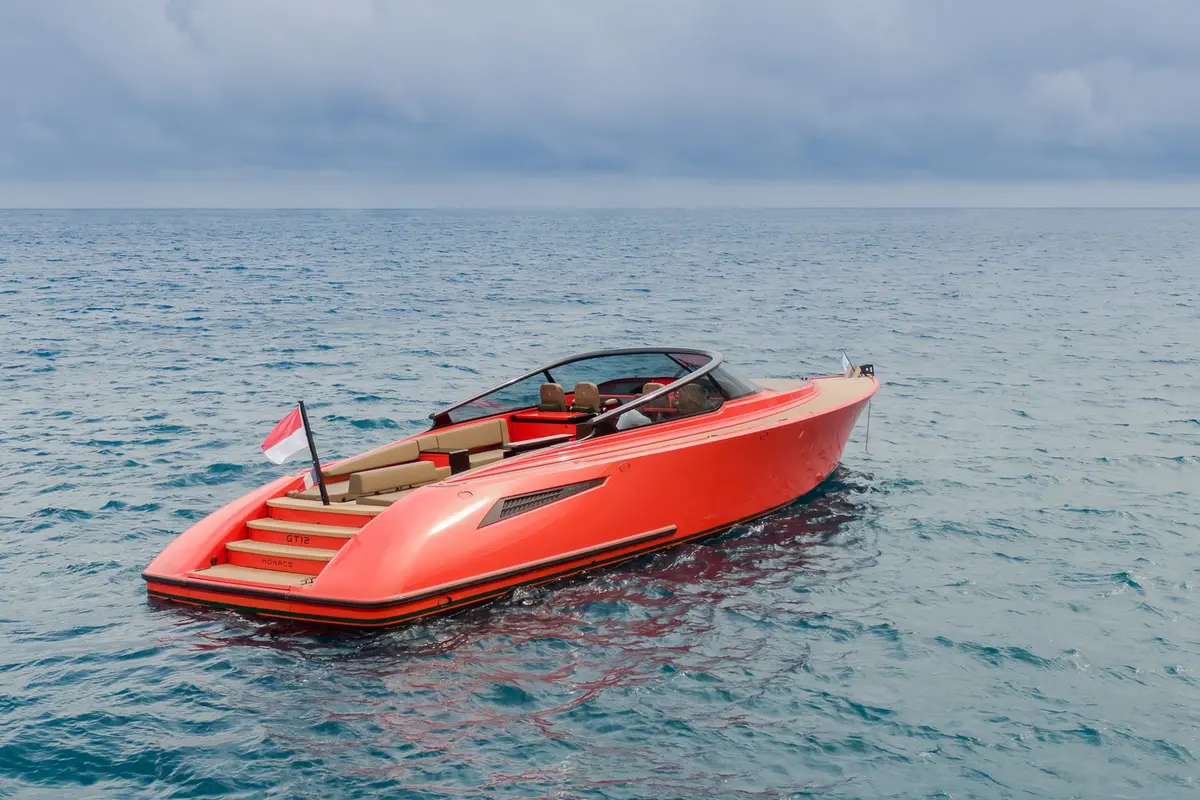 Wajer 55 — Sardinia Yacht Hire, Cerdeña. Velocidad y espacio abierto para un día entre calas